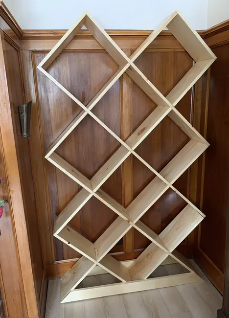 Diamond-shaped bookshelf